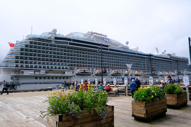 Grand Voyage Cruises