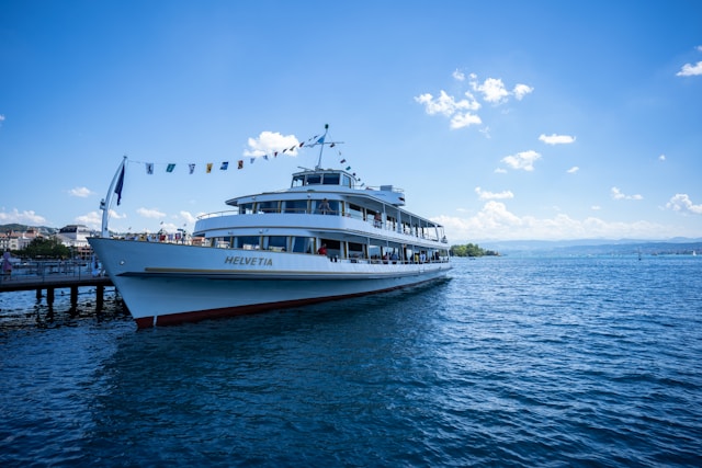 Luxury Yacht Cruises